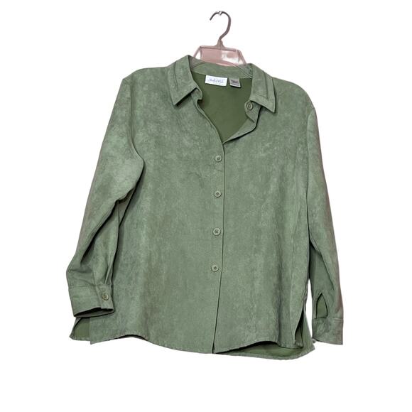 Studio Works Tops - studio works petite textured apple green button front shirt Cuff sleeve sz pl